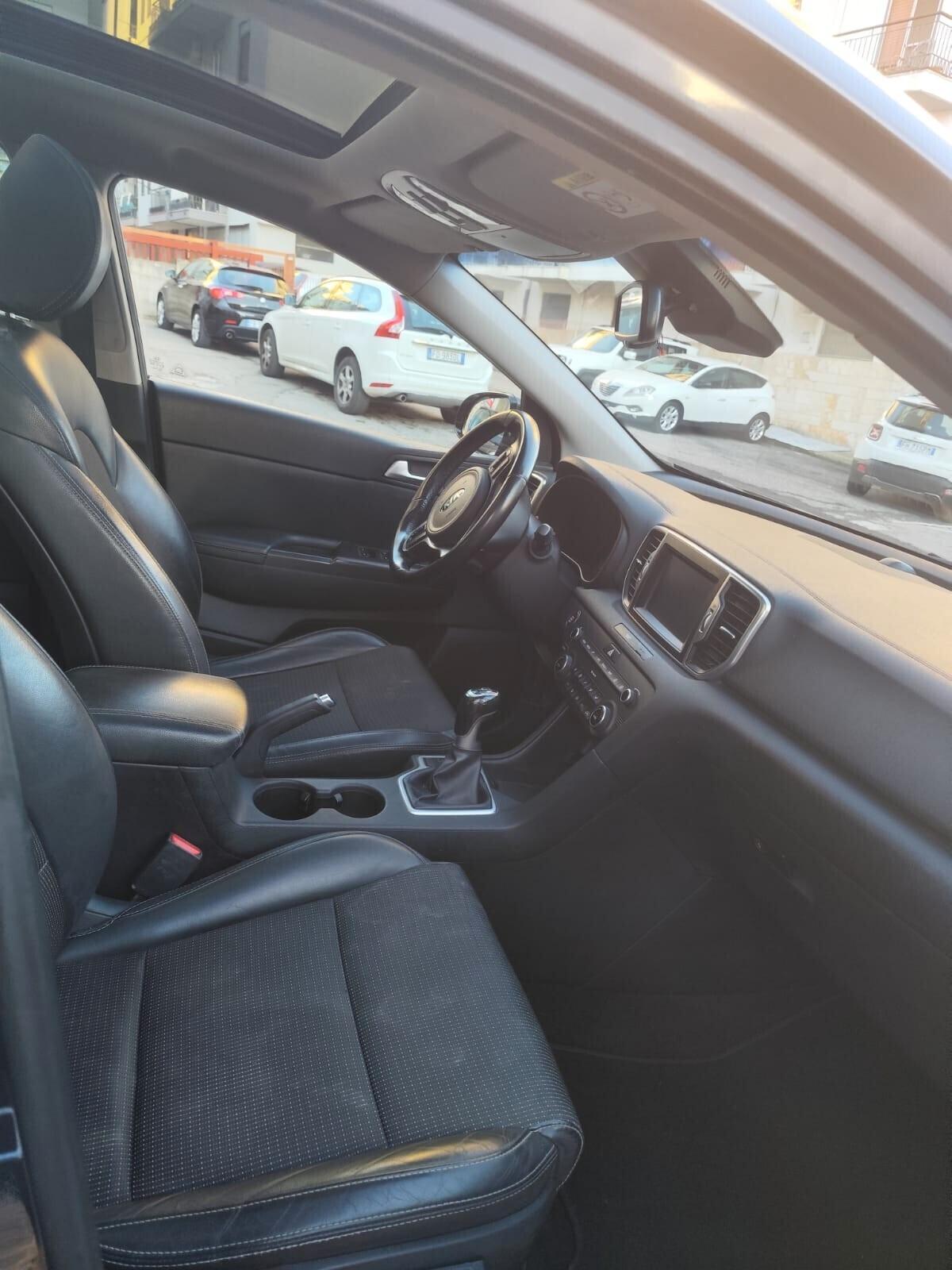 Kia Sportage 1.7 CRDI GT Line * TETTO PANORAMICO APRIBILE * Navi * Pelle * Strafull * Perfetta * Garantita 12 Mesi