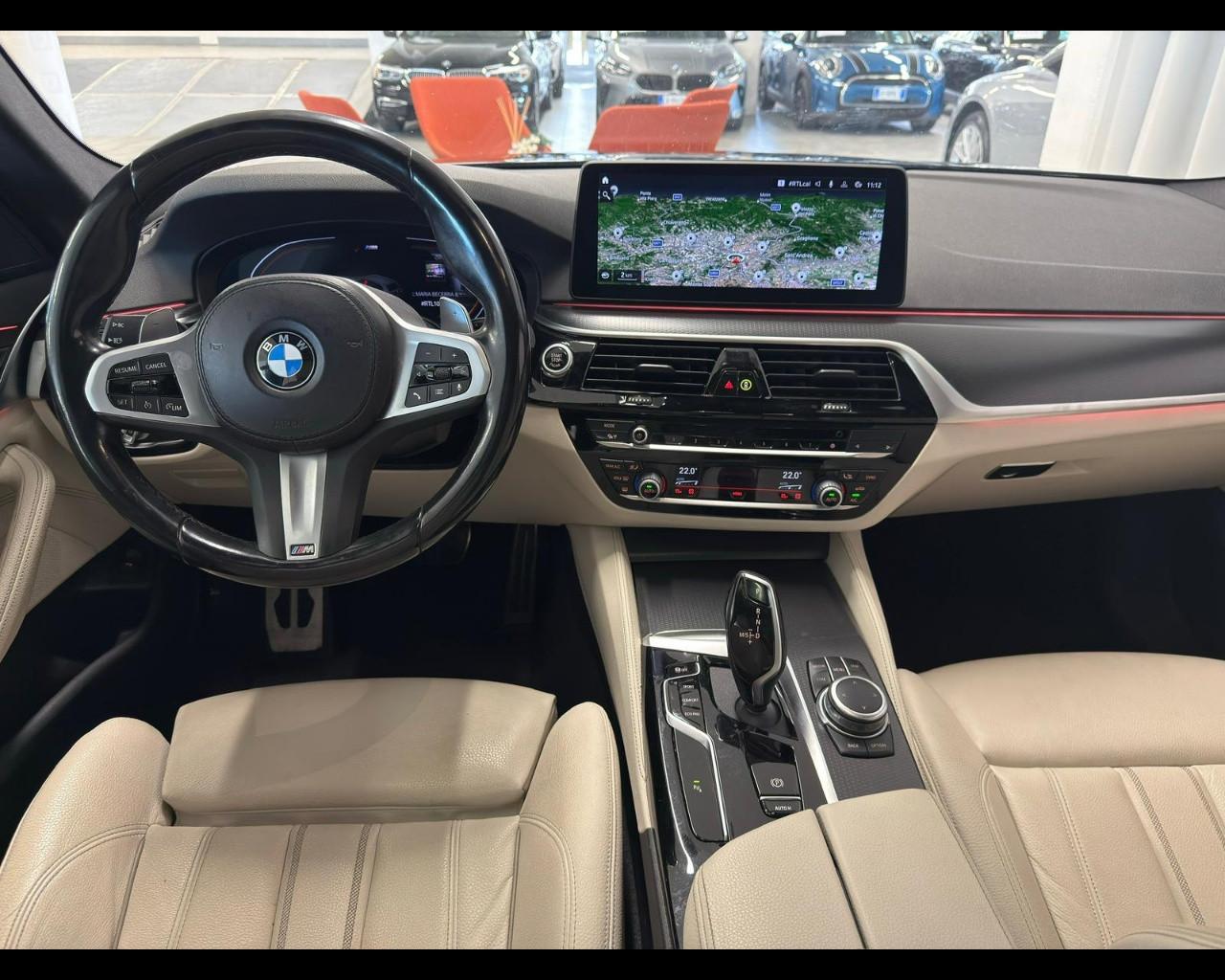 BMW Serie 5(G30/31/F90) - 520d 48V xDrive Touring Msport