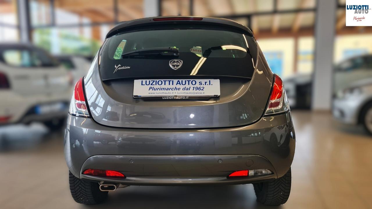 Lancia Ypsilon 1.2 GPL GOLD