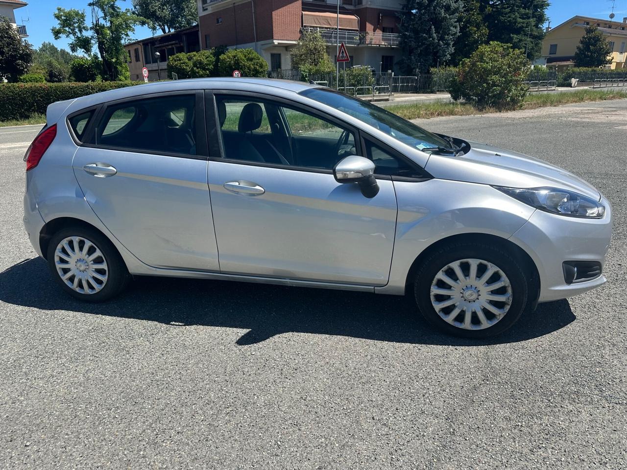 Ford Fiesta 1.0 80CV 3 porte Titanium ( LEGGERE BENE )