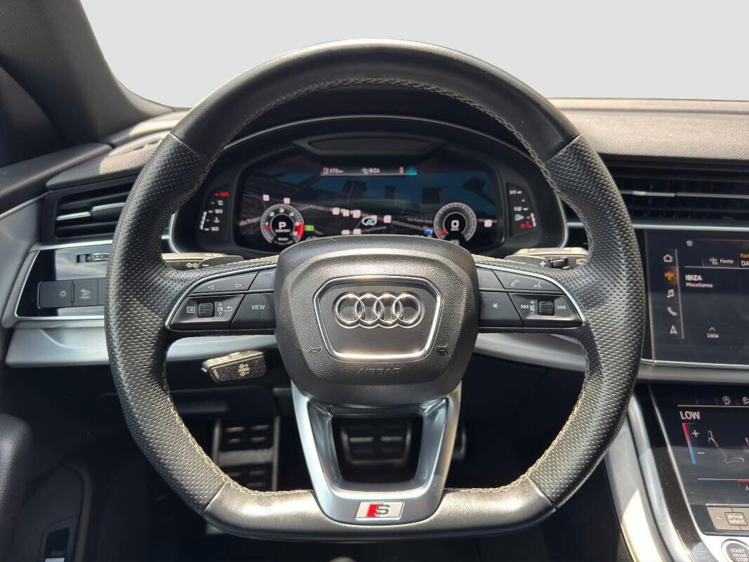 Audi Q8 45 TDI quattro tiptronic Sport 2020