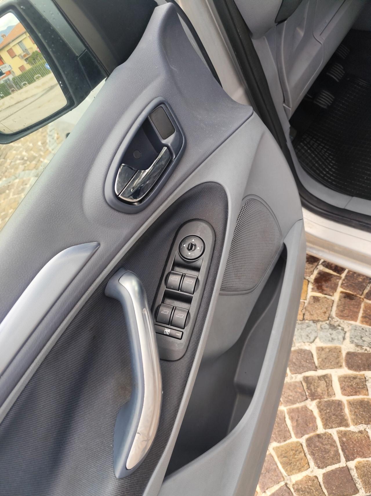 Ford Galaxy 1.8 TDCi 100 CV