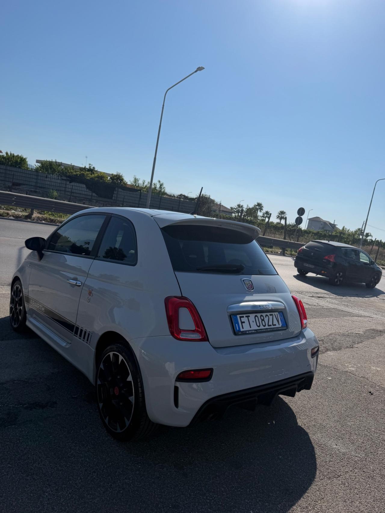 Abarth 595 1.4 Turbo T-Jet 145 CV