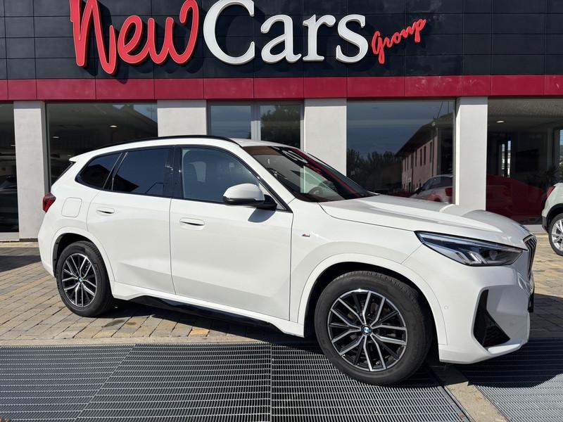 BMW X1 sdrive18d auto LED-NAVI-PELLE-18"