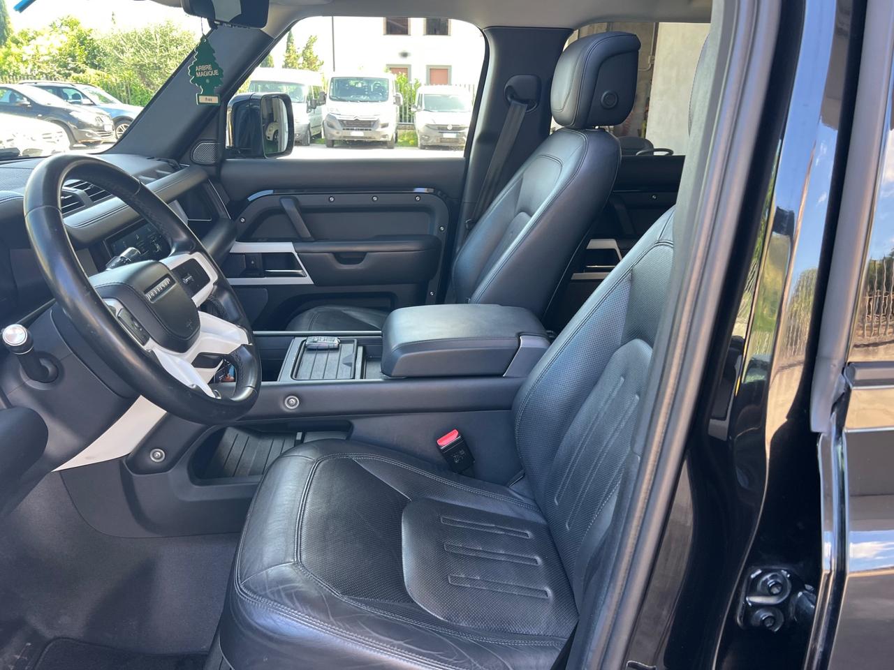 Land Rover Defender 110 2.0 SD4 240CV AWD Auto HSE
