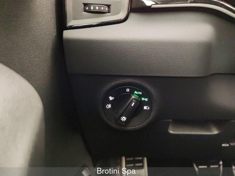 Skoda Karoq Karoq 2.0 TDI SCR DSG SportLine