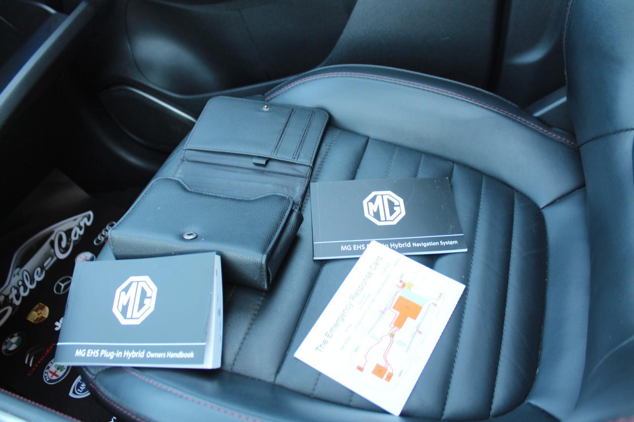 Mg EHS Plug-in Hybrid Luxury