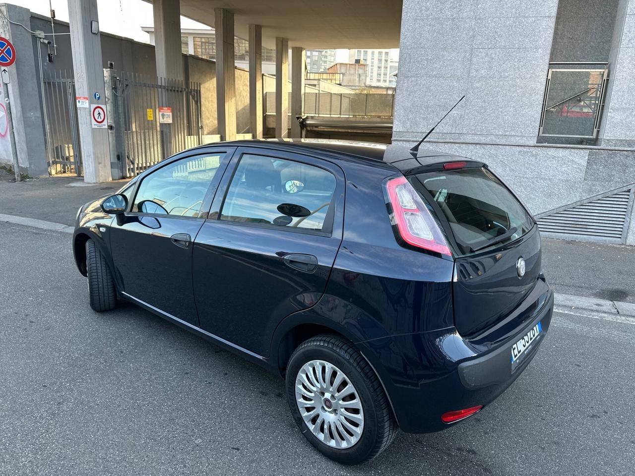 Fiat Grande Punto Grande Punto 1.2 5 porte autocarro 5 posti