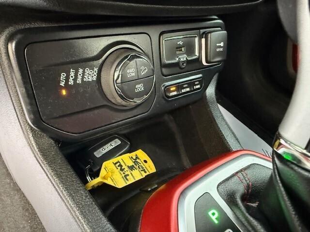 Jeep Renegade 1.3 T4 240CV PHEV 4xe AT6 First Edit