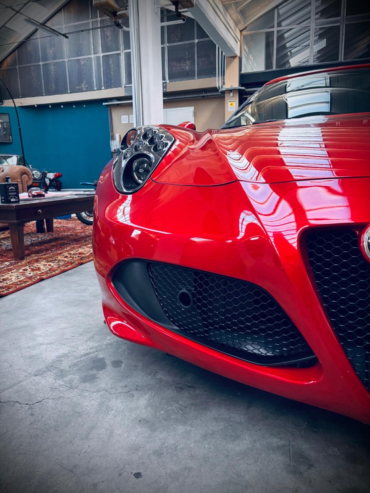 Alfa Romeo 4C 1750 TBi ex Jorge Lorenzo