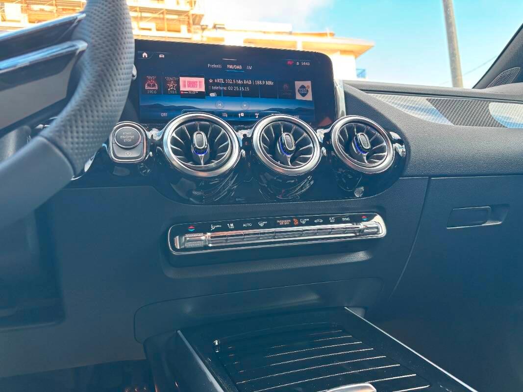 Mercedes Classe GLA 200 d AMG Line Extra auto