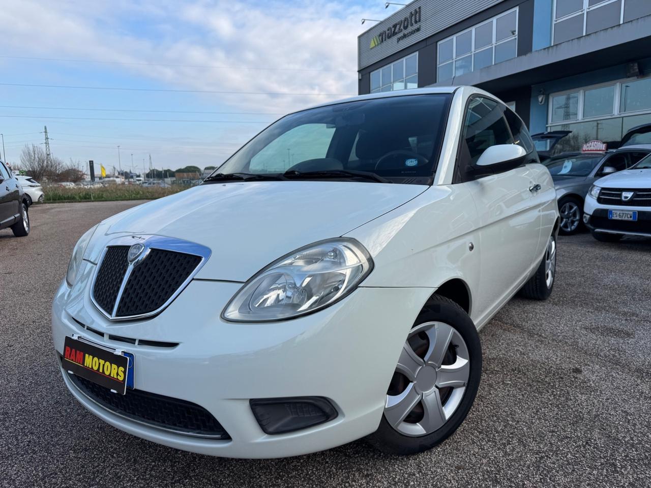 Lancia Ypsilon 1.2 Platino 94.000KM NEOPANTETATI