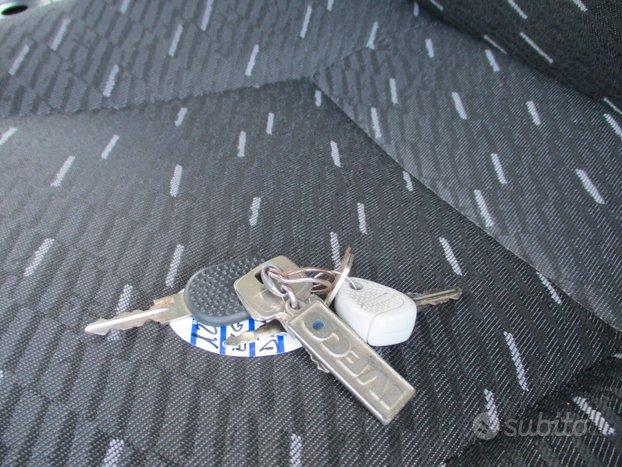 Iveco EUROCARGO 120 EL 18 E5 P.3690 CASSONE DA 5.4