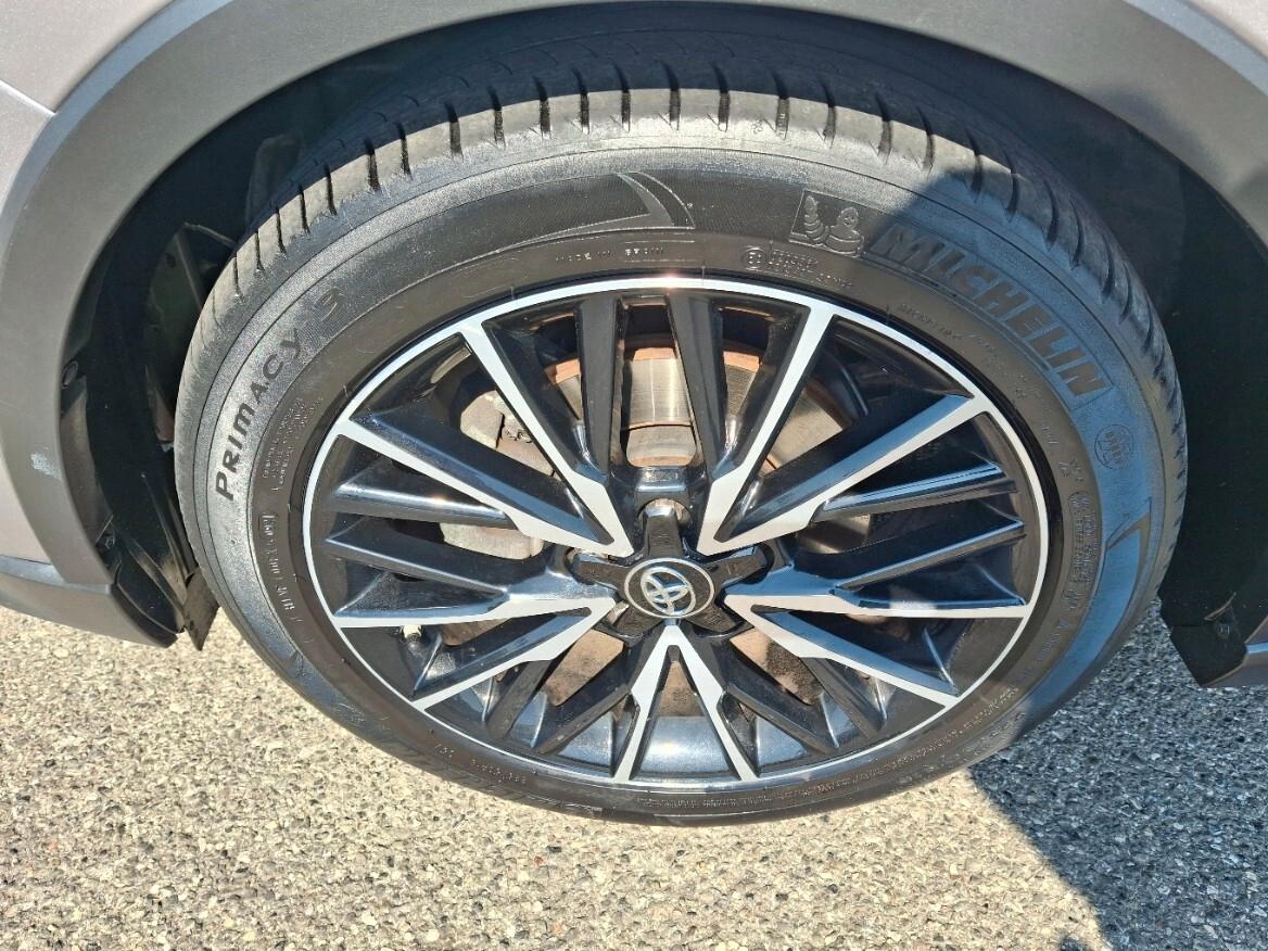 Toyota C-HR 1.8 Hybrid E-CVT Trend