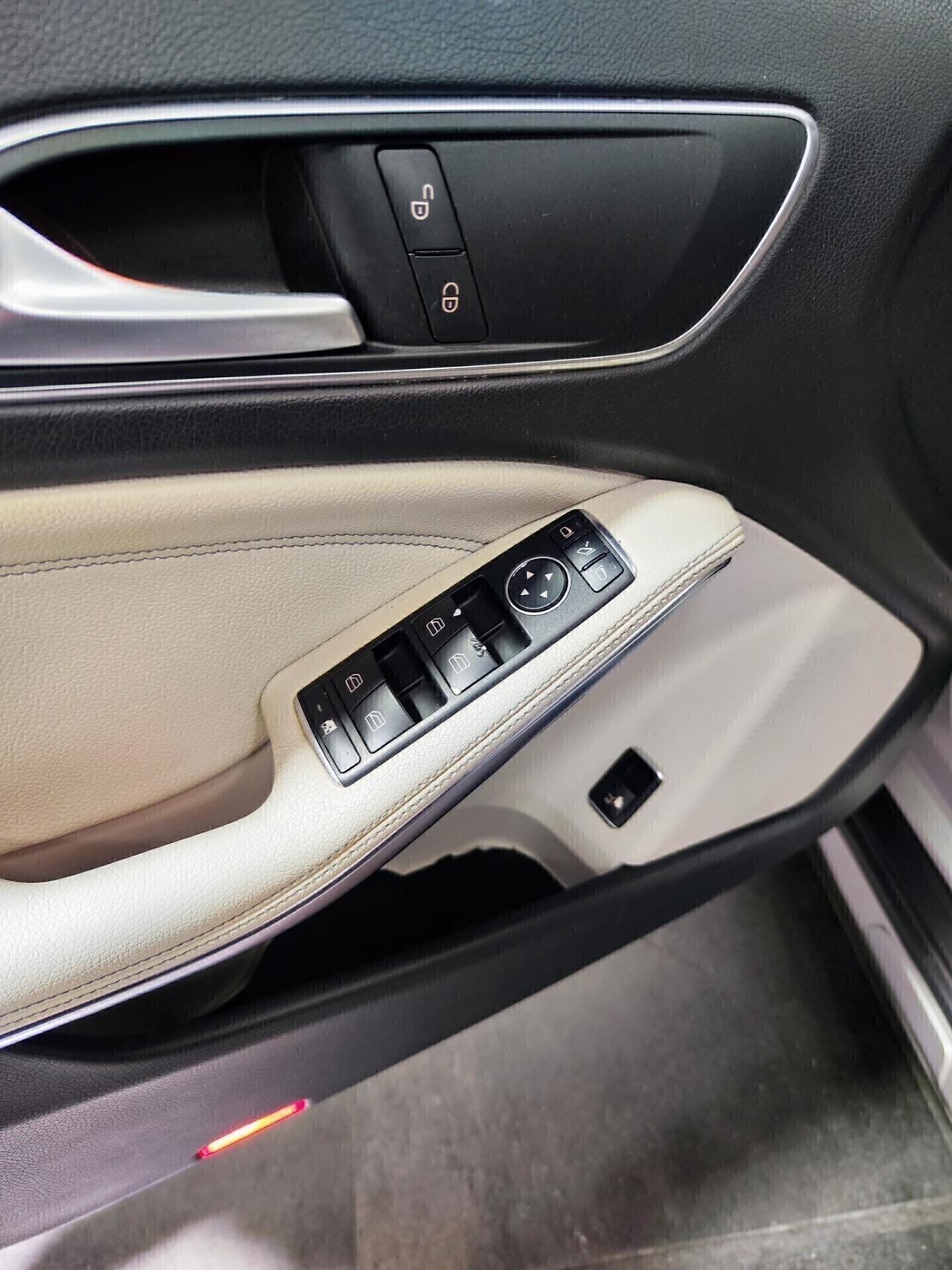 Mercedes-benz GLA 220 CDI Automatic 4Matic Premium Tetto