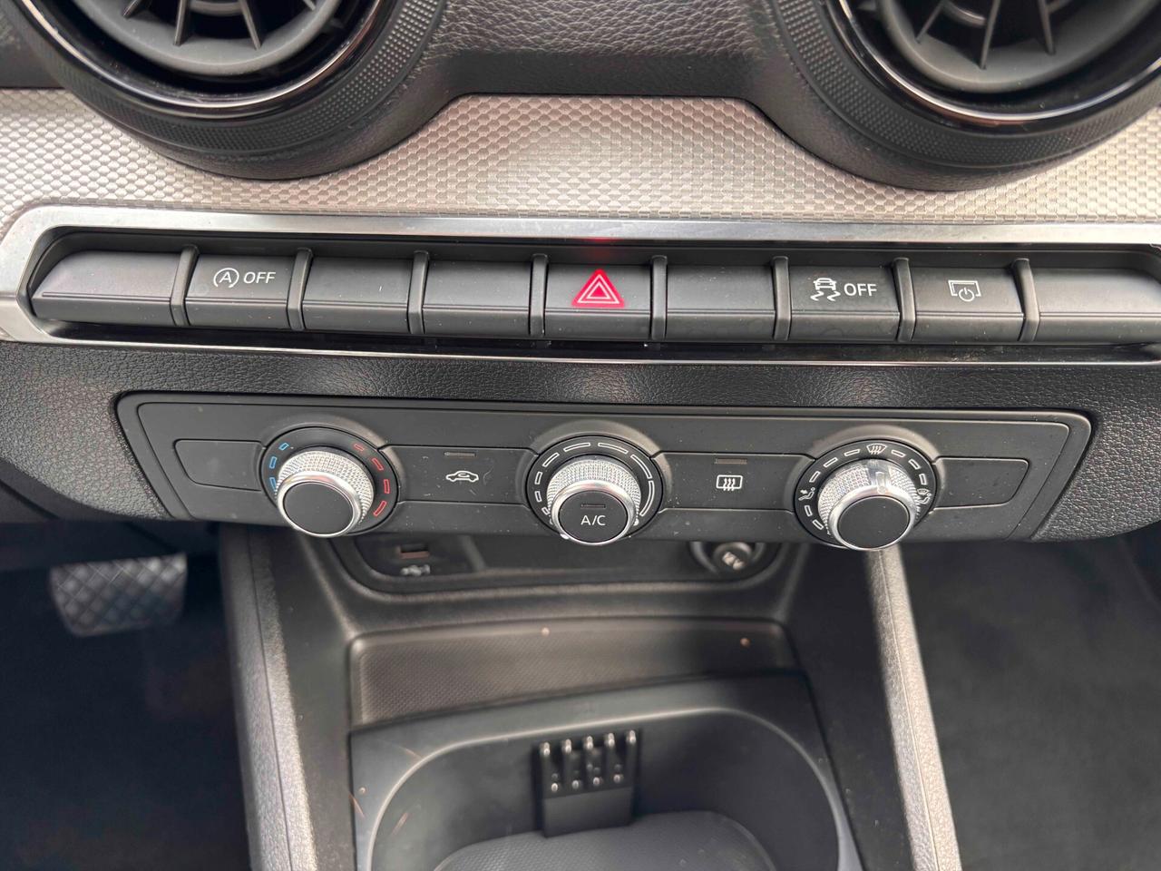 Audi Q2 2.0 TDI quattro S tronic Business