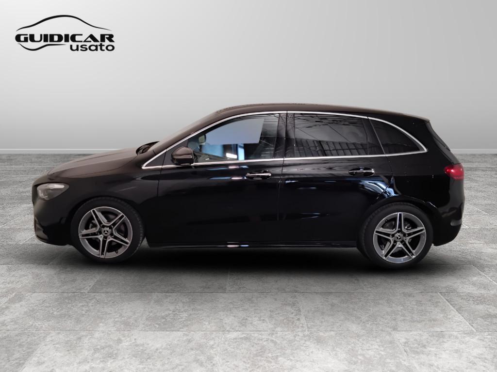 Mercedes-Benz Classe B - W247 2023 - B 180 d AMG Line Advanced Plus auto