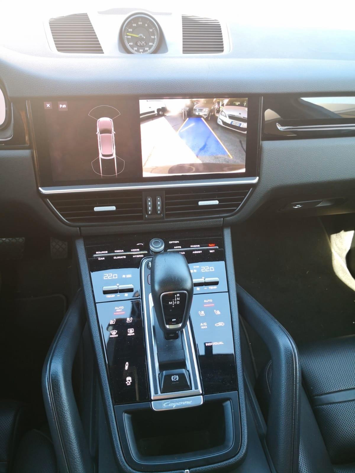 Porsche Cayenne 3.0 V6 E-Hybrid ***CONTOVENDITA - SU APPUNTAMENTO***