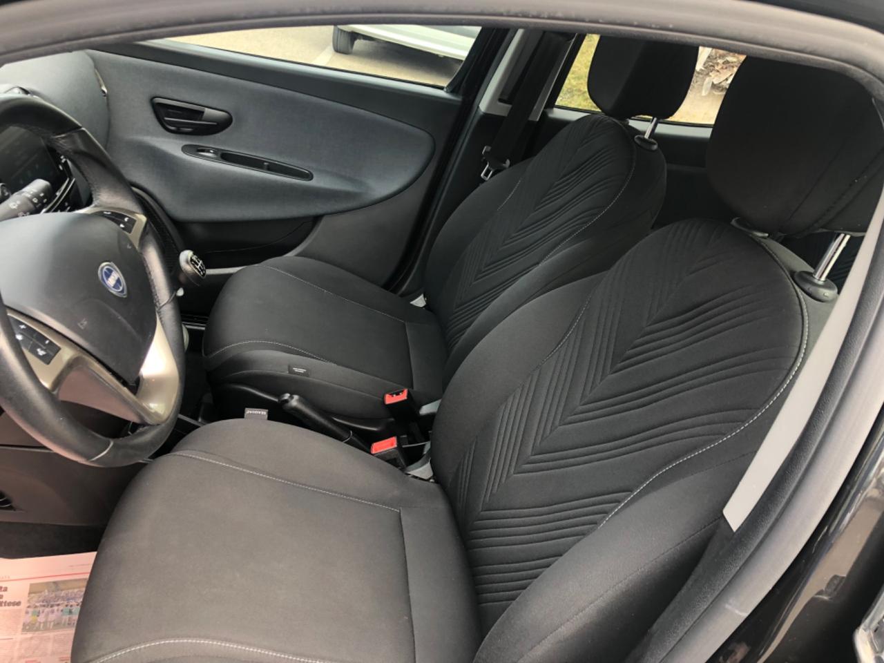 Lancia Ypsilon 1.0 FireFly 5 porte SUPER PREZZO