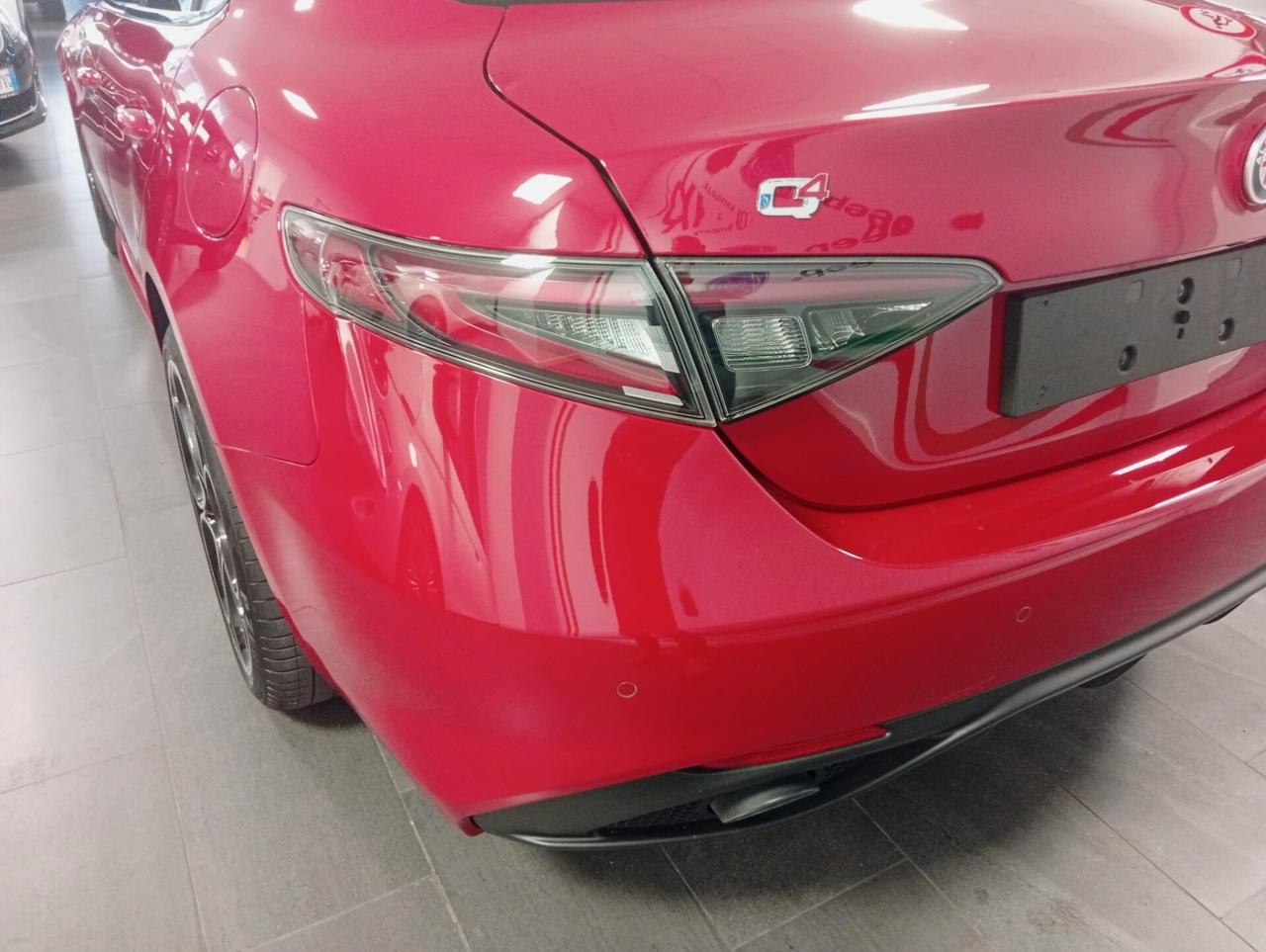 Alfa Romeo Giulia 2.0 Turbo 280 CV AT8 AWD Q4 Competizione