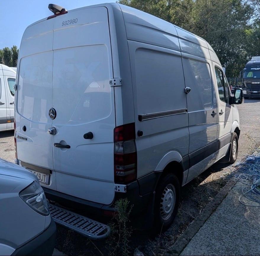 Mercedes Benz Sprinter