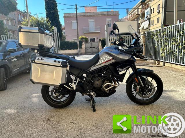 TRIUMPH Tiger 850 Sport .