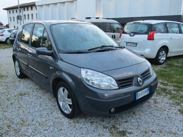 Renault Scenic 1.5 Dci tagliandi documentati tetto panoramico