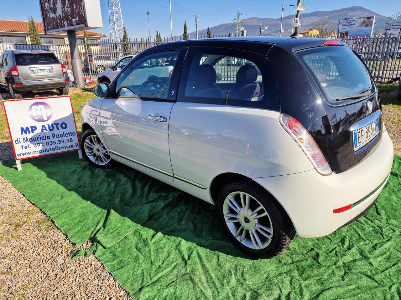 Lancia Ypsilon 1.2 3P BI-COLOR(X NEOPATENTATI)