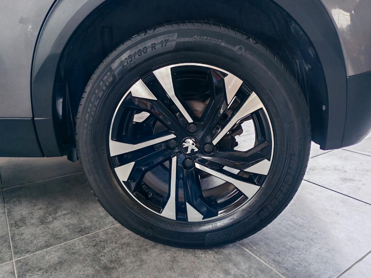 Peugeot 2008 Allure 100 cv - UNICO PROPRIETARIO