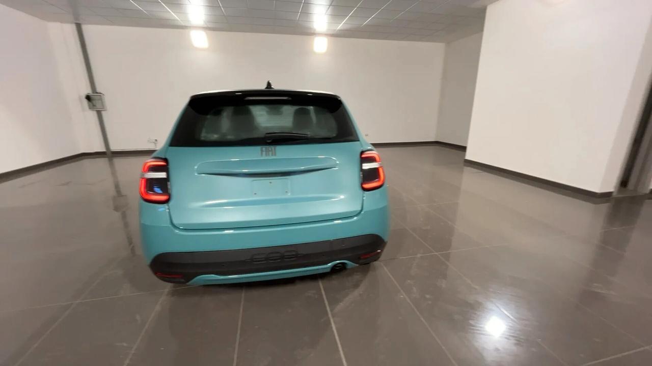 Fiat 600 Hybrid 110 CV DCT MHEV Icon Nuovo motore a catena 101Cv