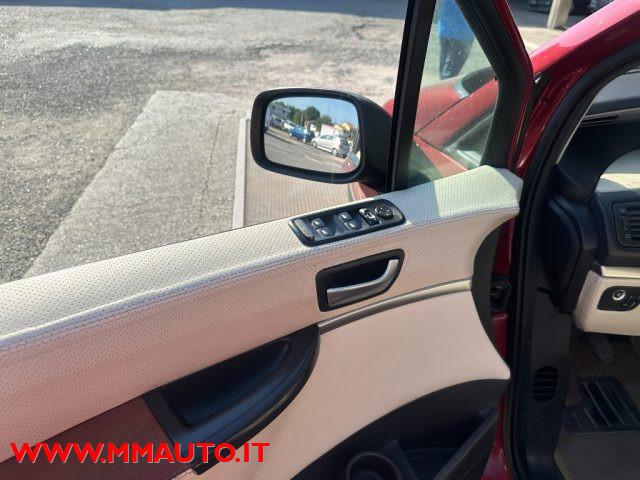 PEUGEOT 807 2.2 HDi FAP SV N1 7 POSTI
