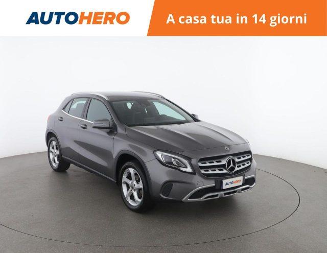 MERCEDES-BENZ GLA 200 d Automatic Sport