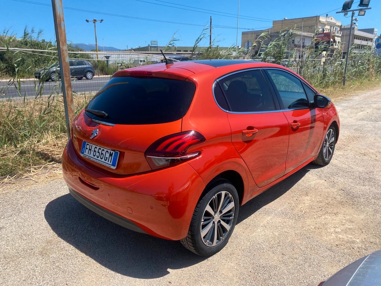 PEUGEOT 208 1.5 HDI 75CV ALLURE ANNO 2017 FULL OPTIONAL