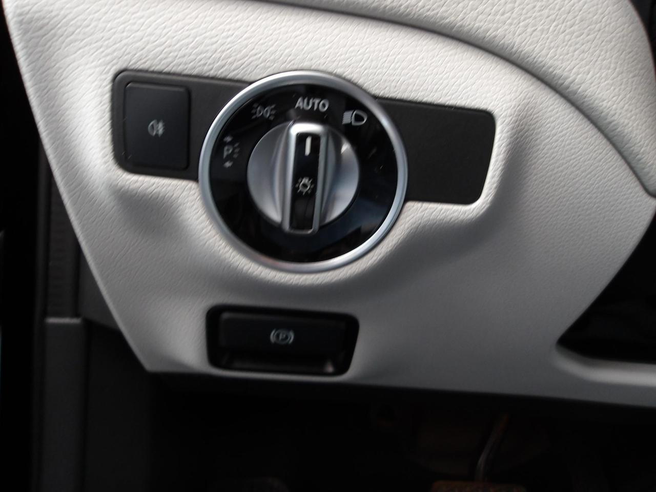 Mercedes GLA 200 d Sport auto