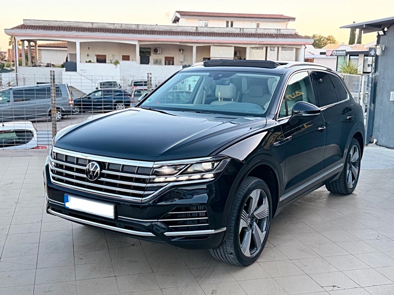 Volkswagen Touareg 3.0 V6 TSI eHybrid 462 CV R