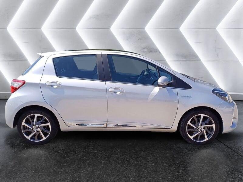 Toyota Yaris 5p 1.5h Trend Grey Edition my18