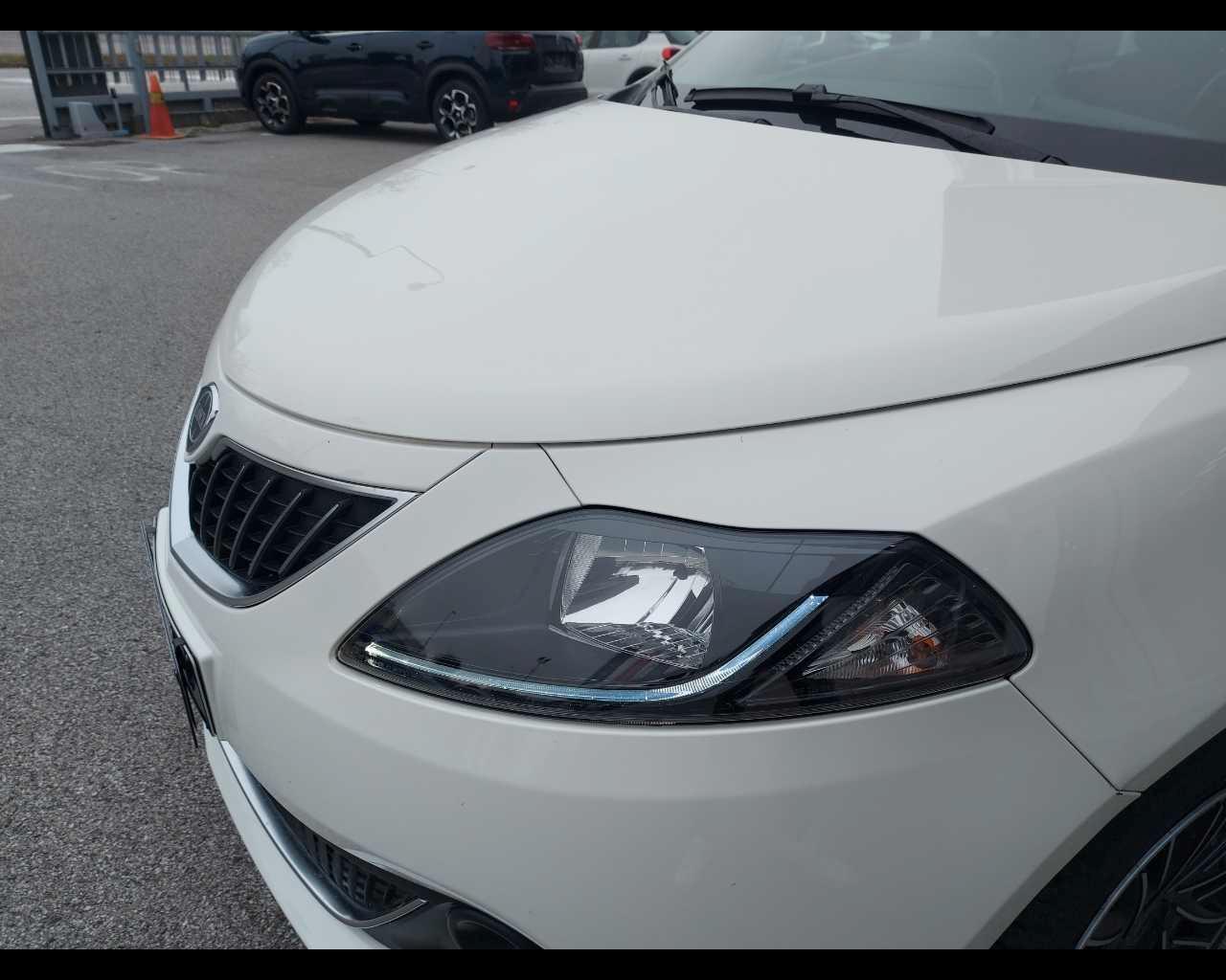 LANCIA Ypsilon 3ª serie - Ypsilon 1.0 FireFly 5 porte S&S Hybrid Gold