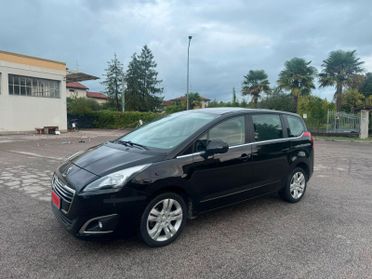 Peugeot 5008 1.6 Hdi 120 cv 7 Posti Accetto Permute