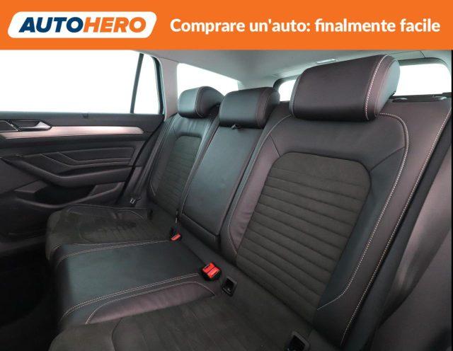 VOLKSWAGEN Passat Variant 2.0 TDI SCR 200 CV DSG Executive