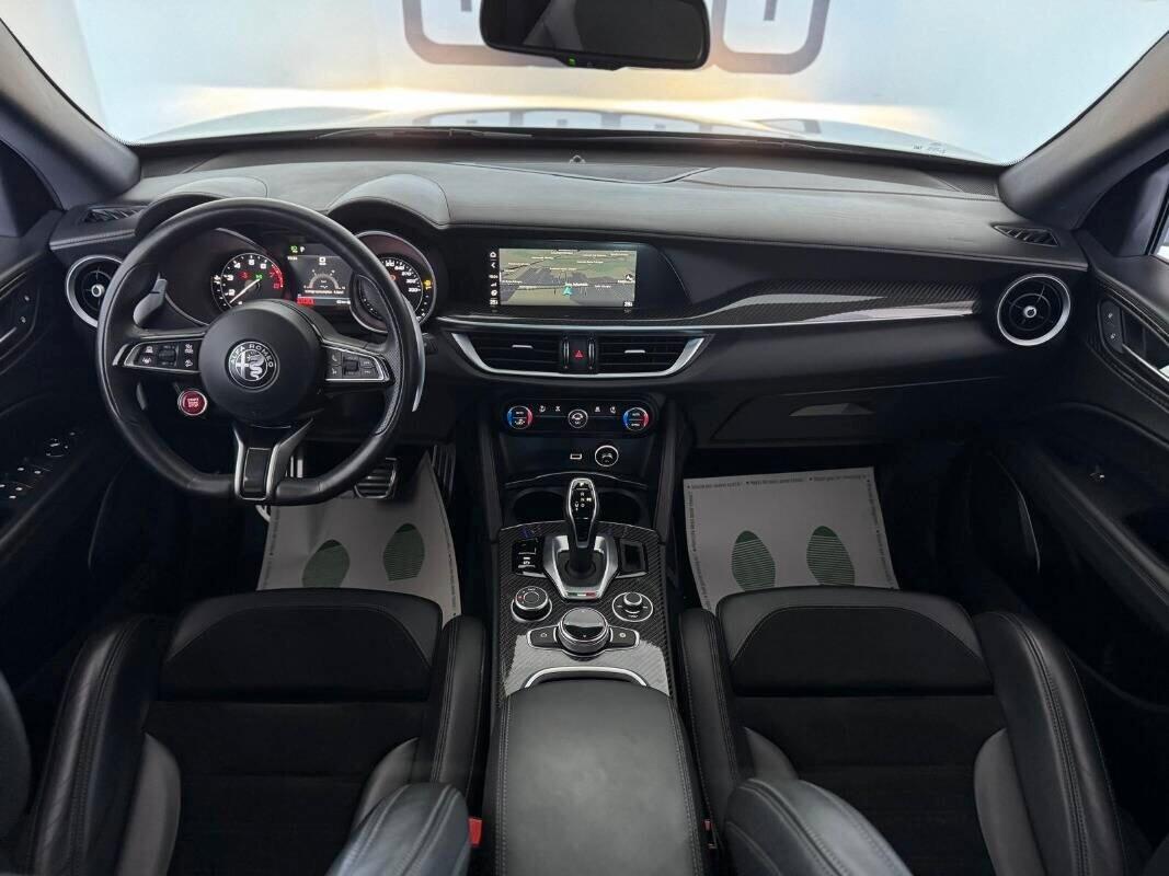 Alfa Romeo Stelvio 2.9 Bi-Turbo V6 510 CV AT8 Quadrifoglio