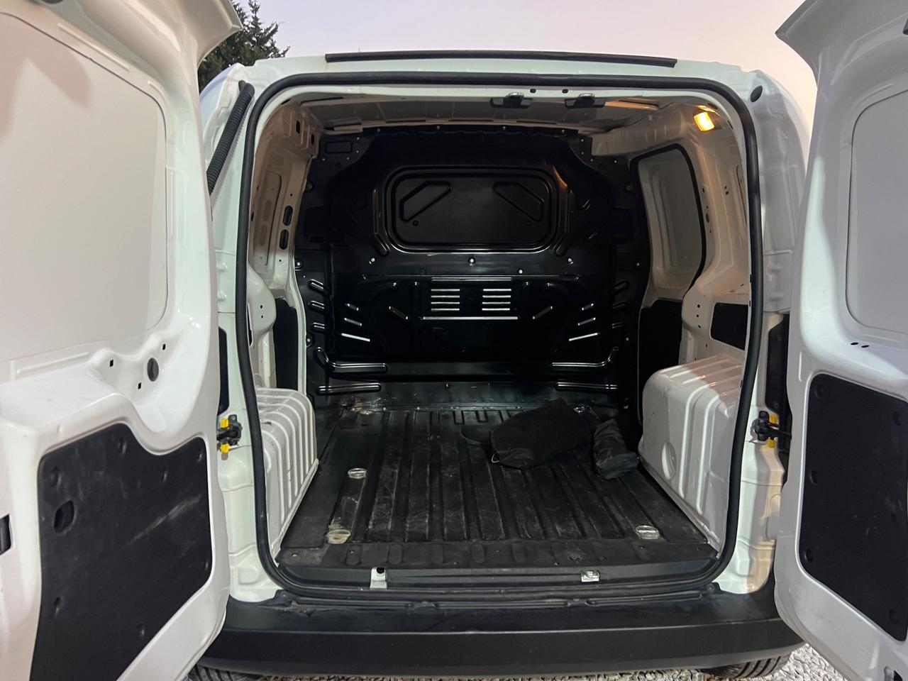 Fiat Fiorino 1.3 MJT 95 CV Cargo Sx