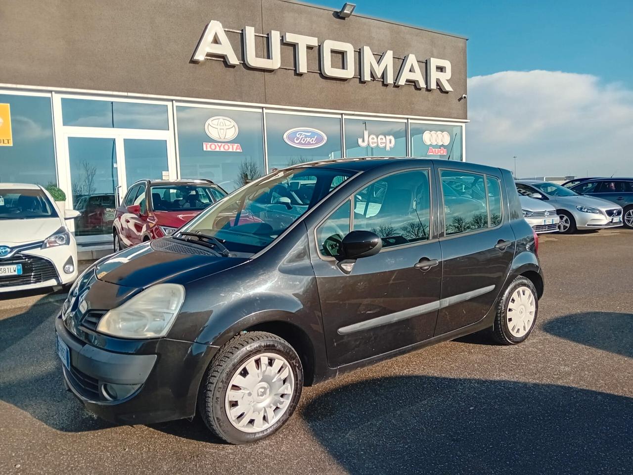 Renault Modus 1.2 16v 75 cv E4 GANCIO TRAINO