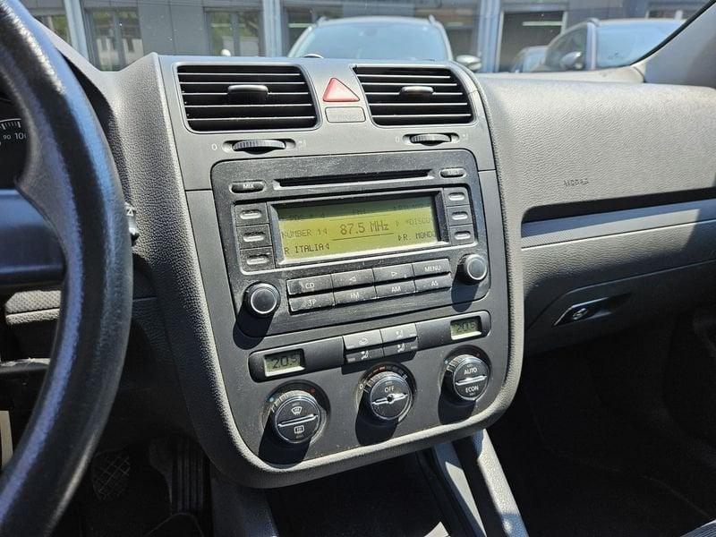 Volkswagen Golf Golf 5p 1.9 tdi Sportline
