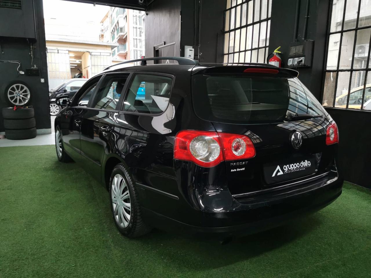 Volkswagen Passat 1.6/102CV Trendline GPL GARANZIA 12 MESI