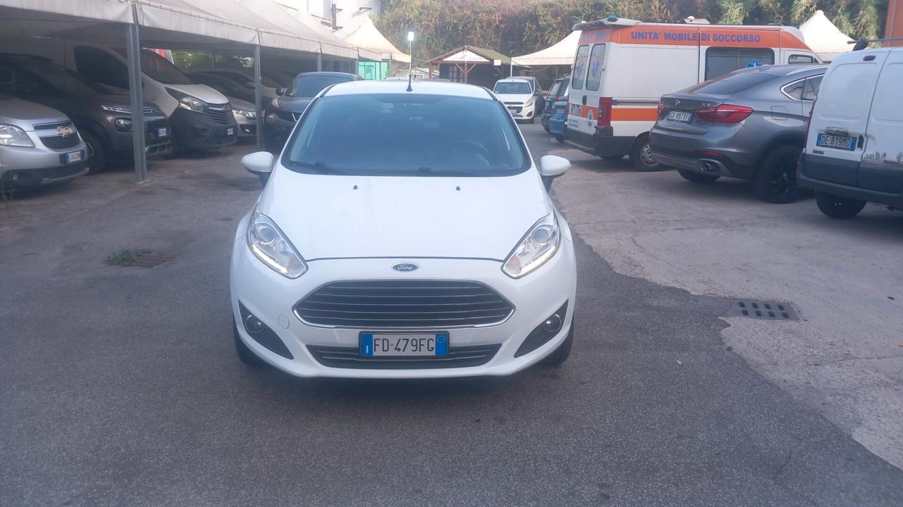 Ford Fiesta 1.4 5p. Bz.- GPL Titanium