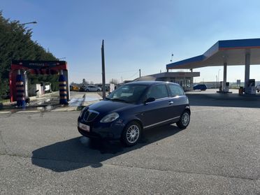 Lancia Ypsilon 1.2 Oro Bianco