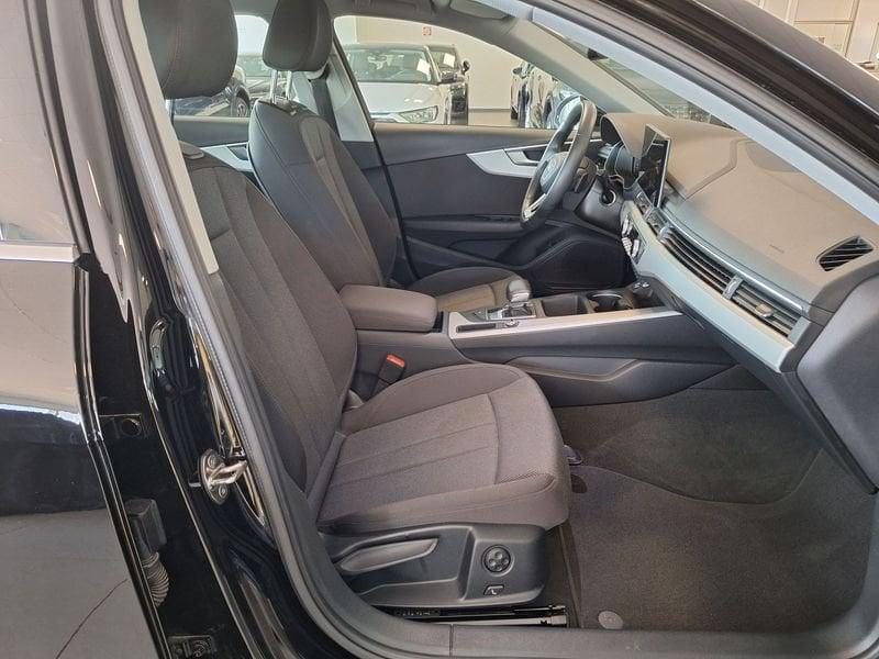 Audi A4 A4 Avant 35 2.0 tdi mhev Business Advanced 163cv s-tronic