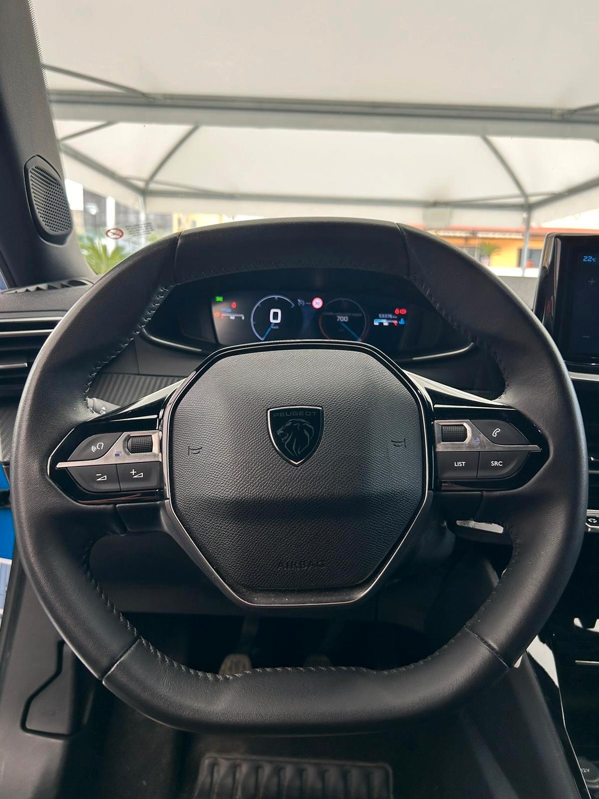 Peugeot 2008 PureTech 100 S&S Allure