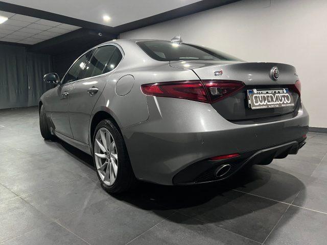 ALFA ROMEO Giulia 2.2 Turbodiesel 210 CV AT8 AWD Q4 Veloce