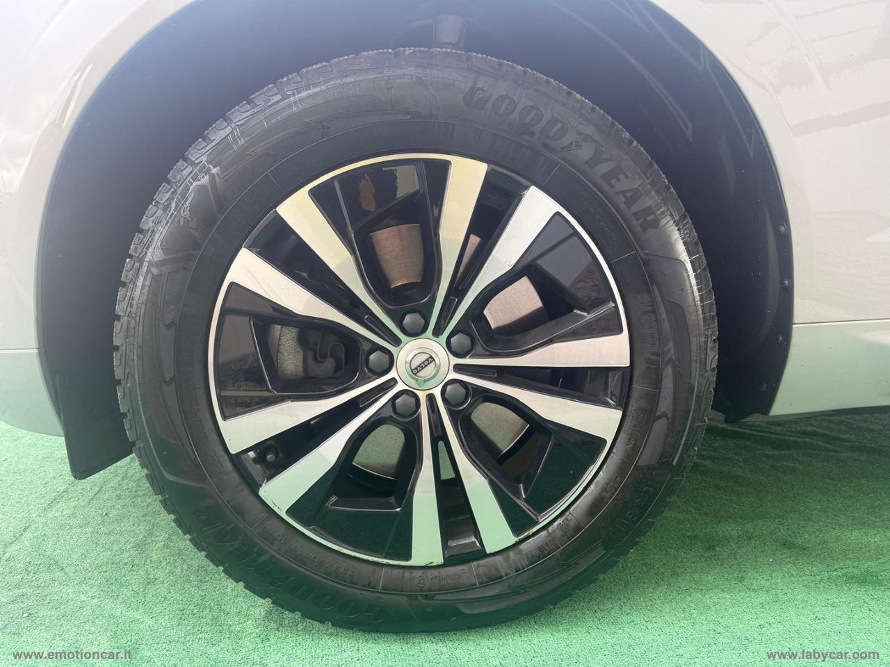 VOLVO XC60 B4 - 2021